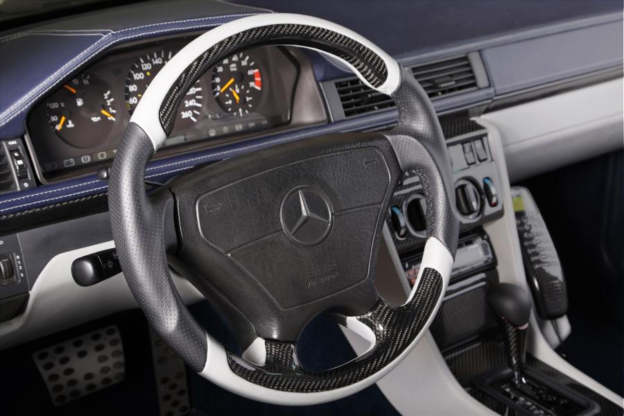  Mercedes-Benz E500 by Carbon Motors 2016 года  (фото 11 из 23)